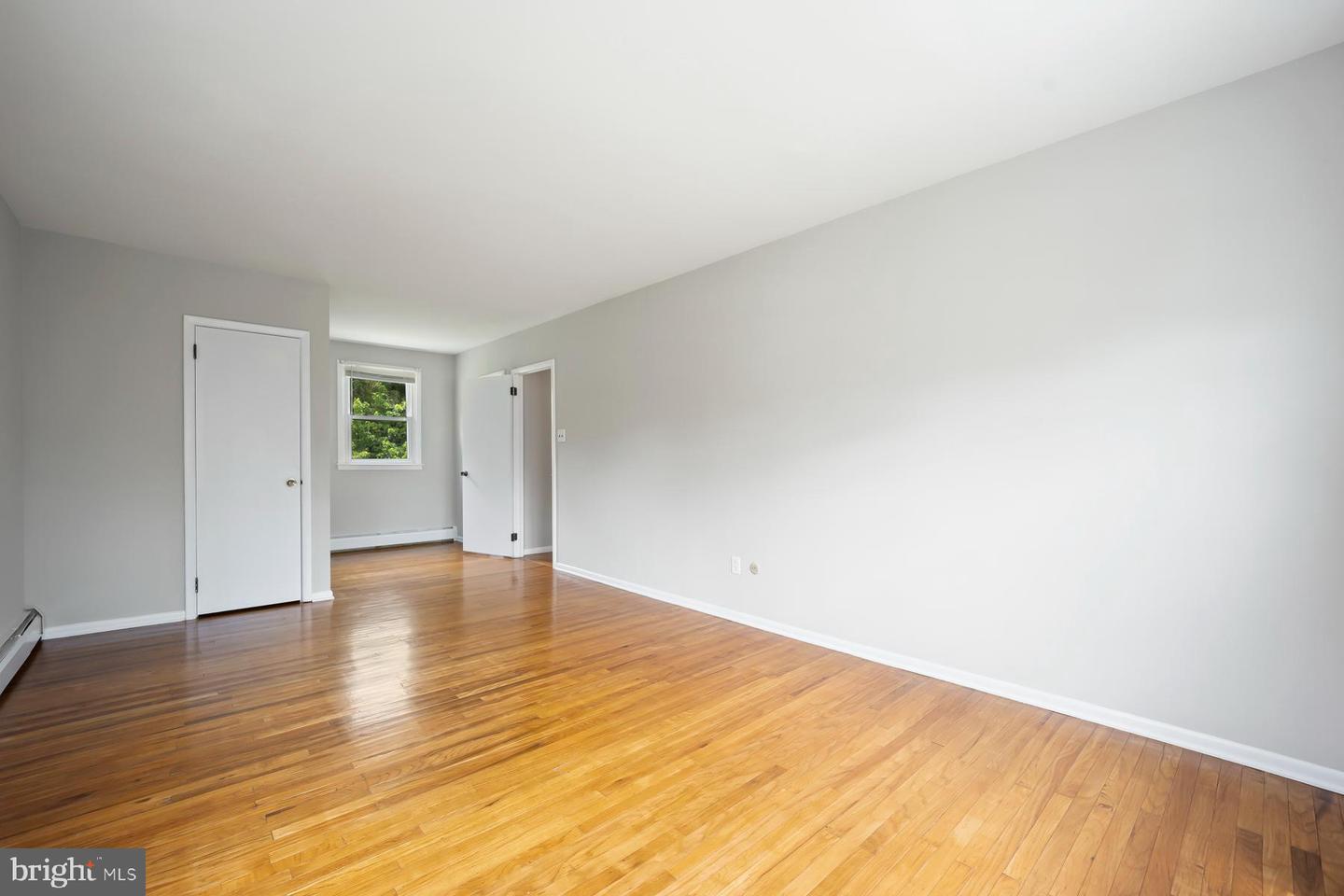 637 Manchester Rd