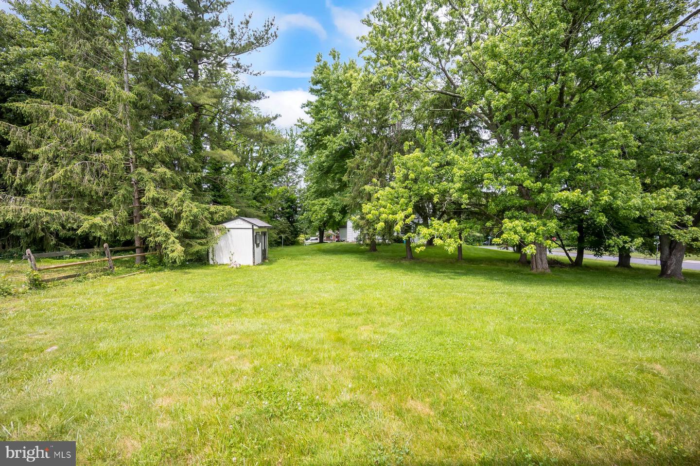 637 Manchester Rd
