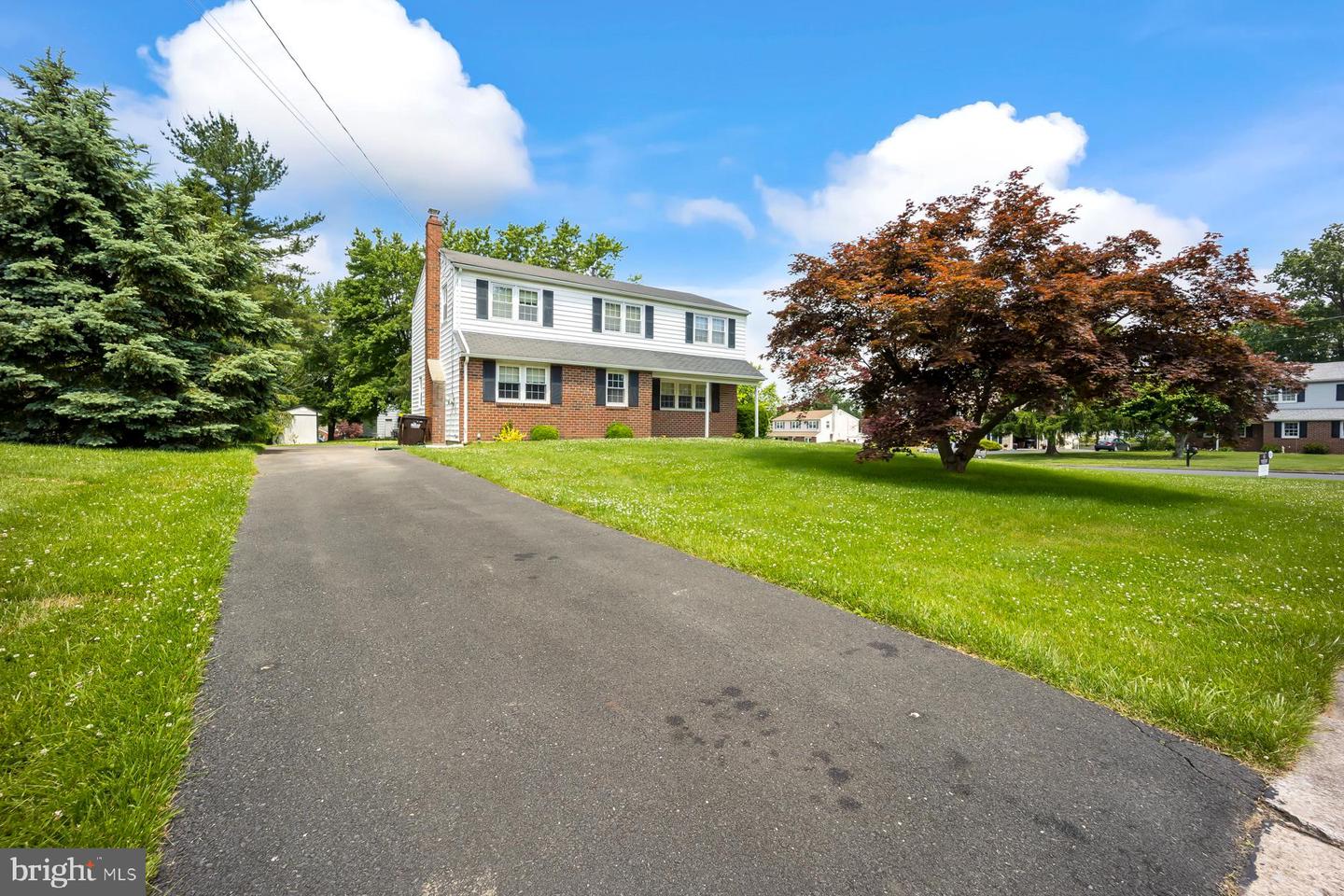 637 Manchester Rd