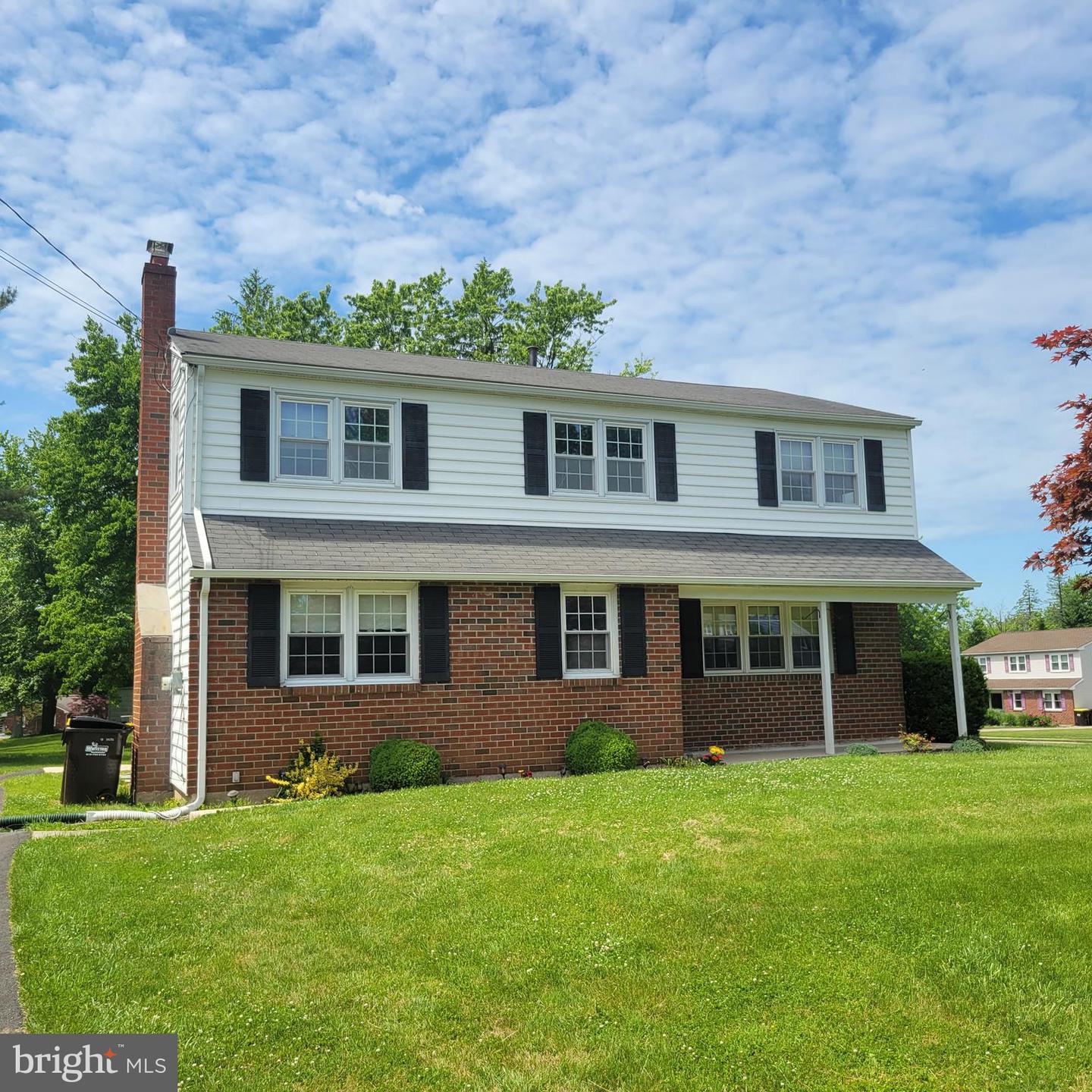 637 Manchester Rd