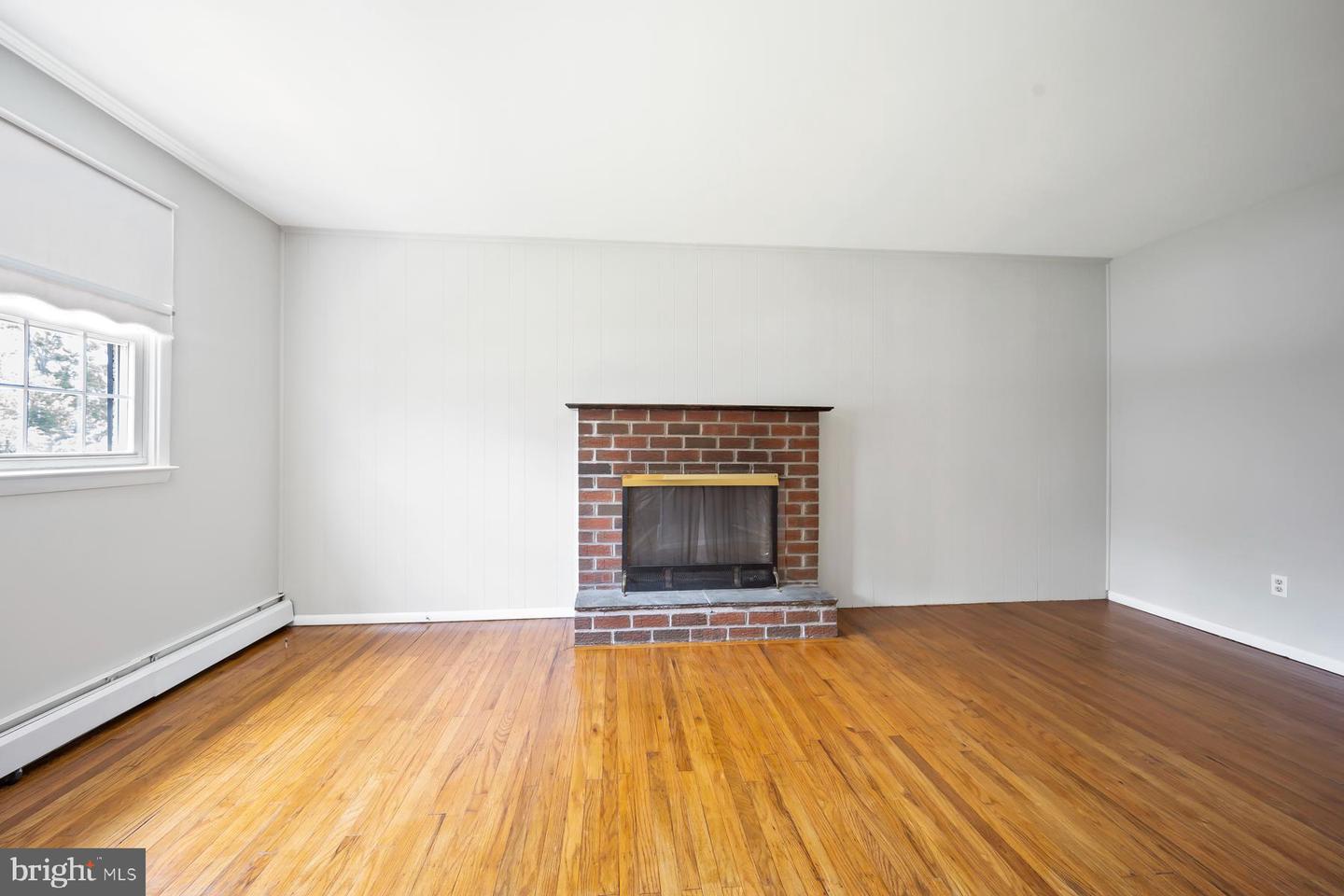 637 Manchester Rd