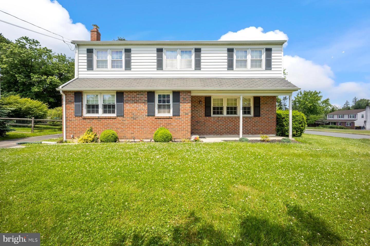 637 Manchester Rd