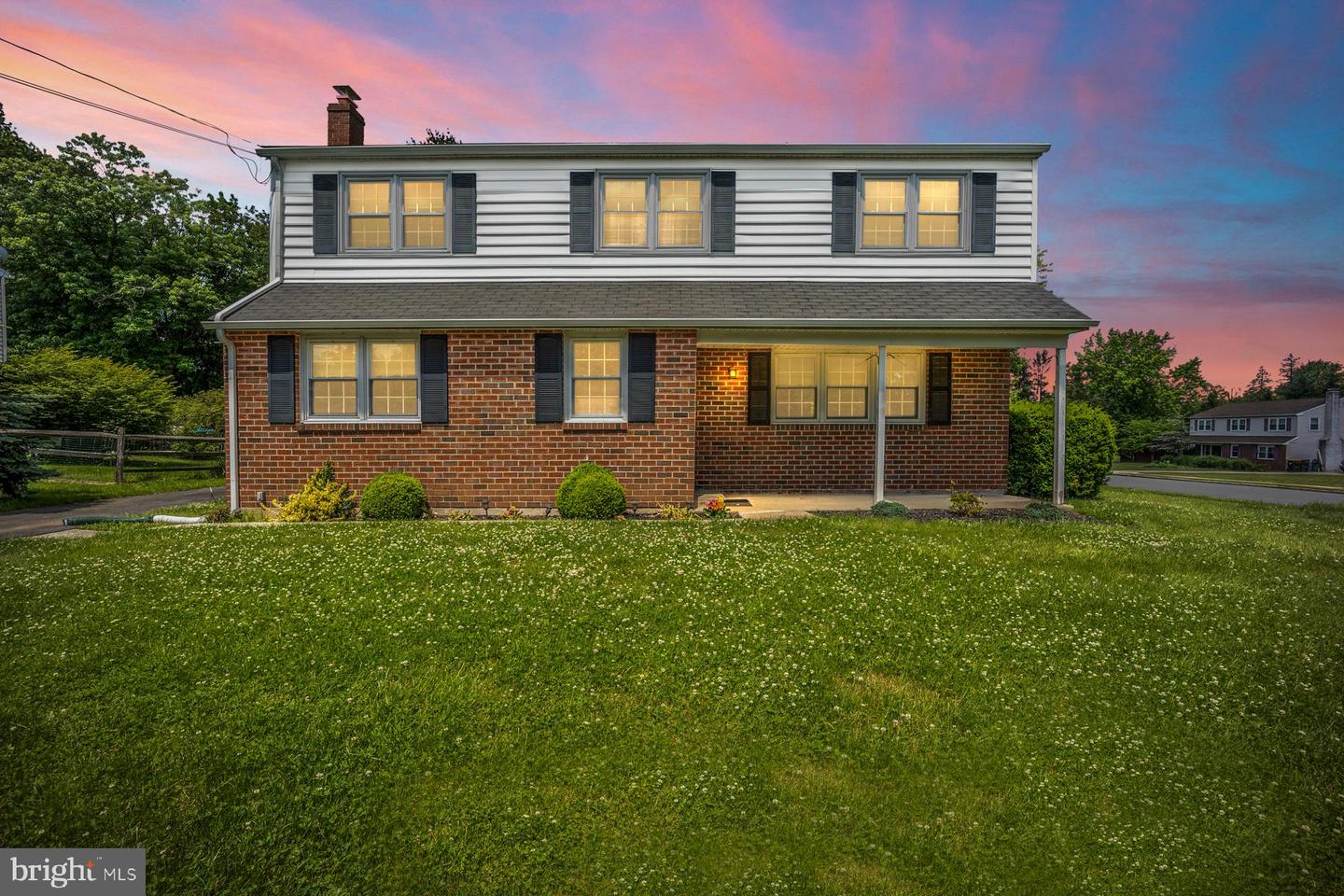 637 Manchester Rd