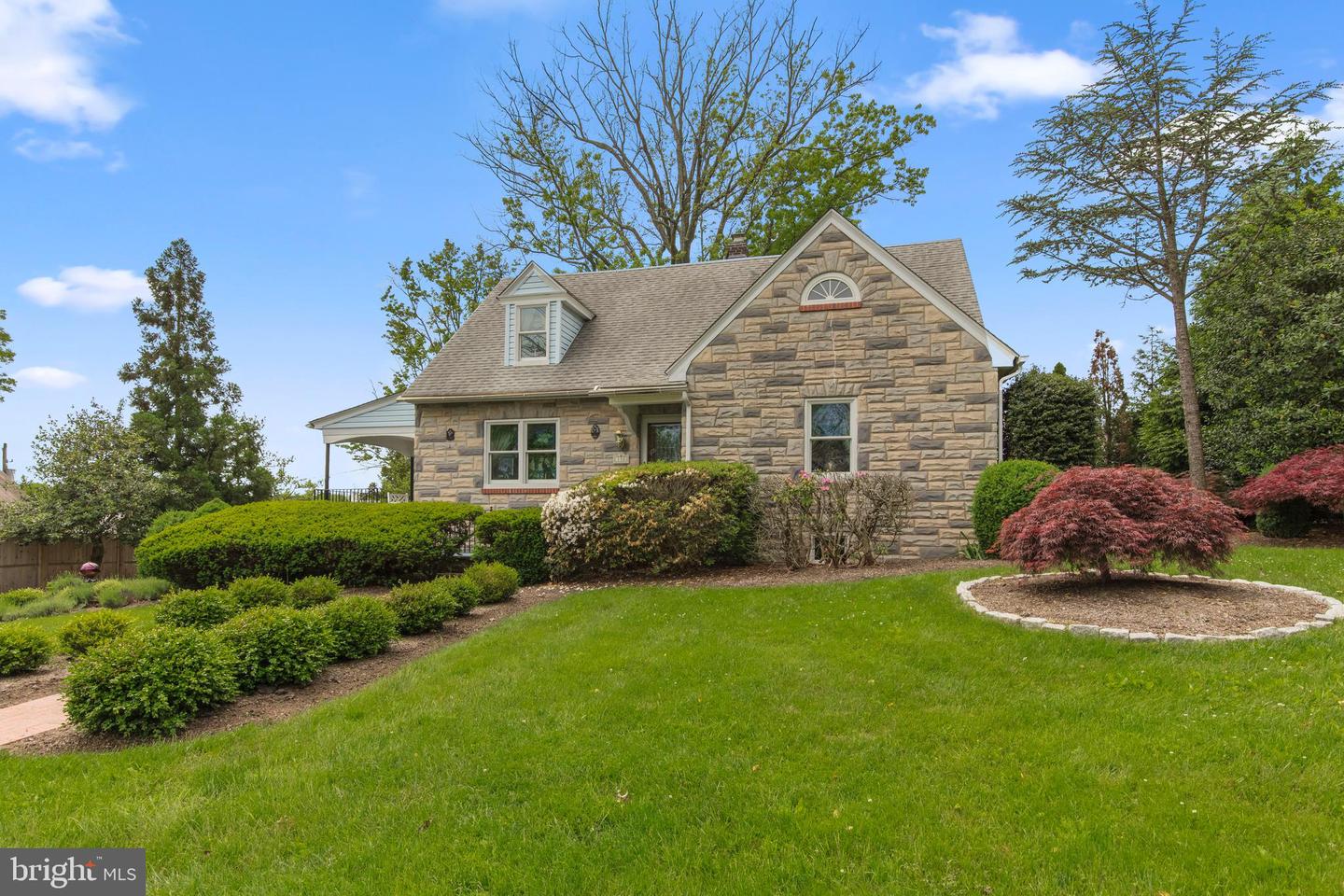 132 Sunnyhill Dr