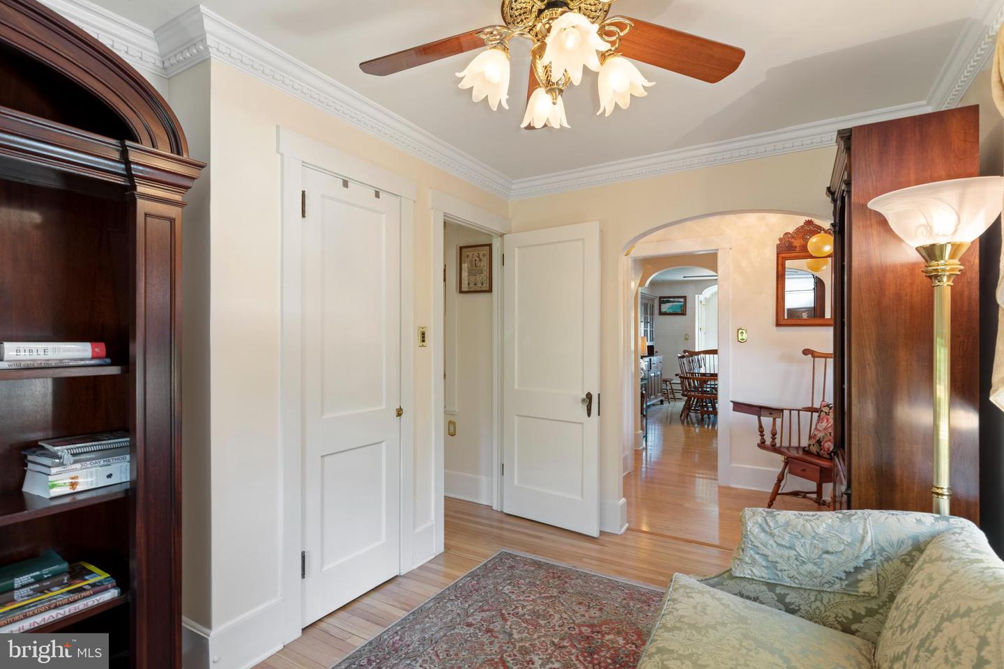132 Sunnyhill Dr