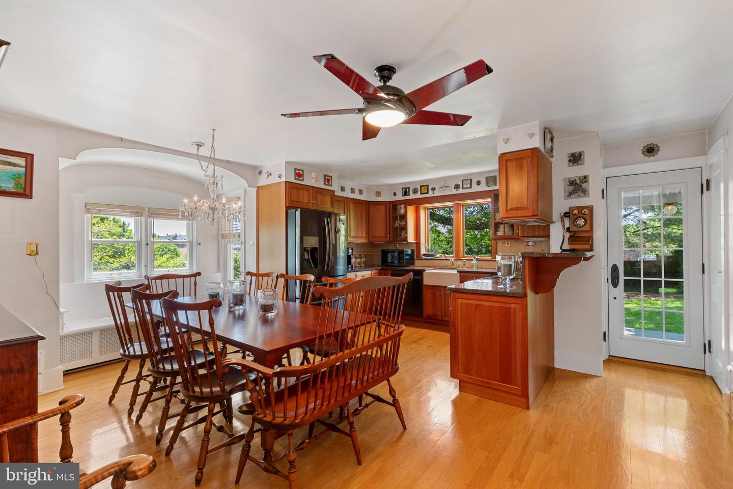 132 Sunnyhill Dr