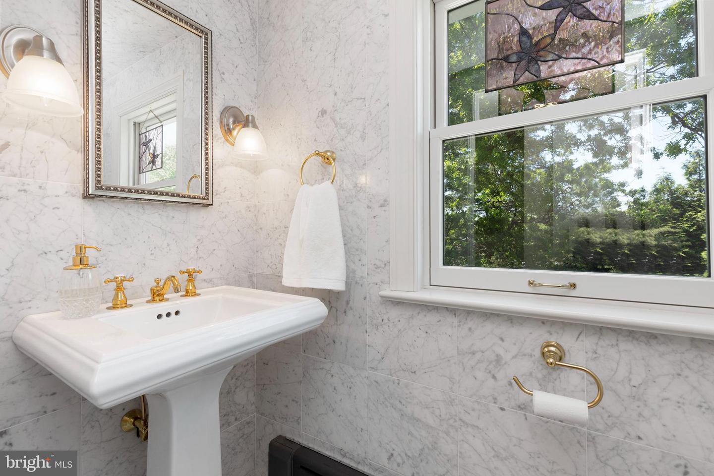 132 Sunnyhill Dr
