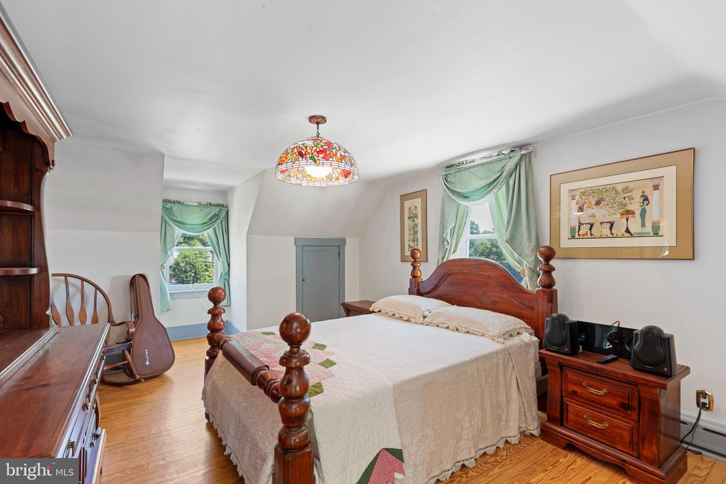 132 Sunnyhill Dr