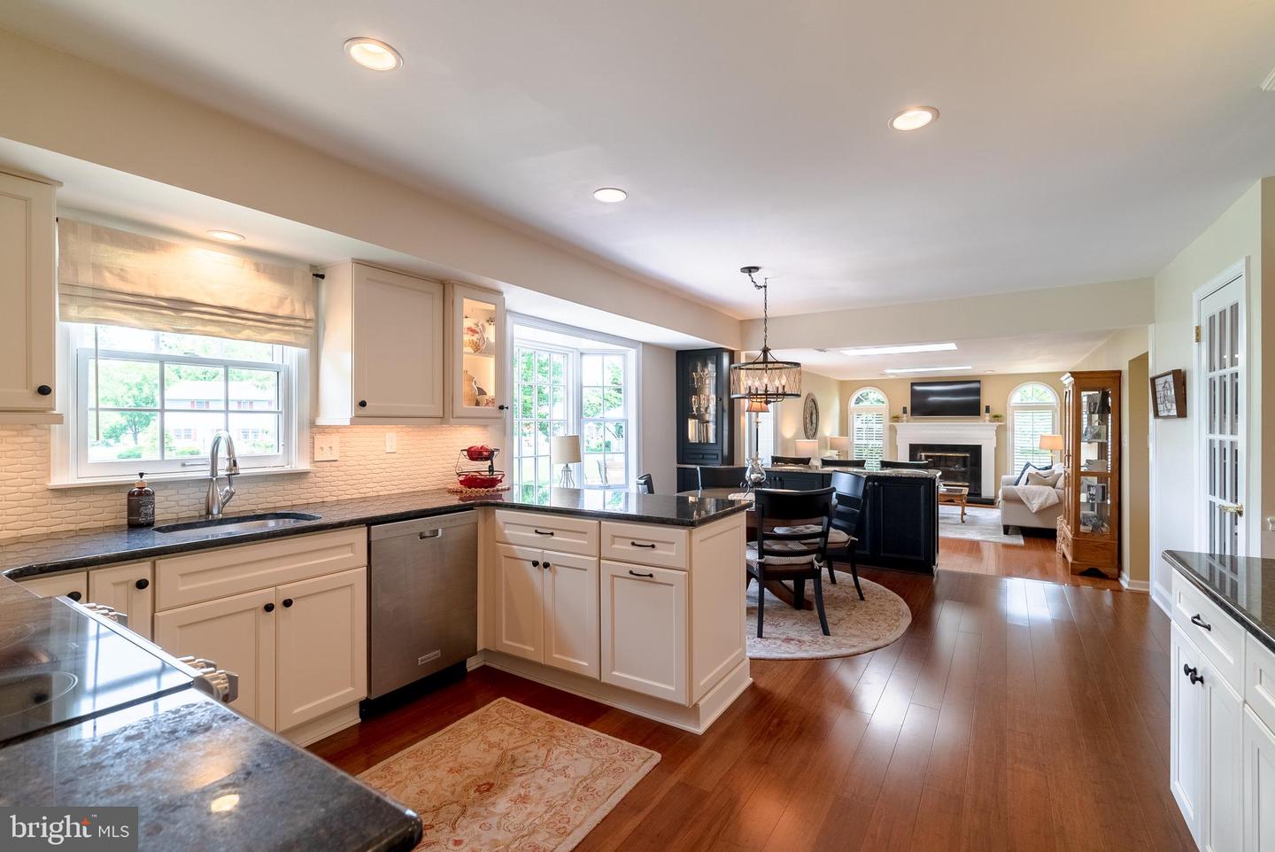 1252 Quincy Ct