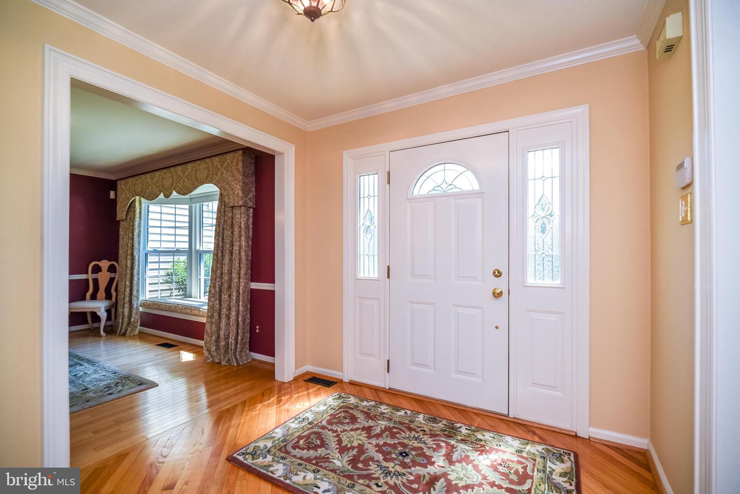 1812 Beacon Hill Dr