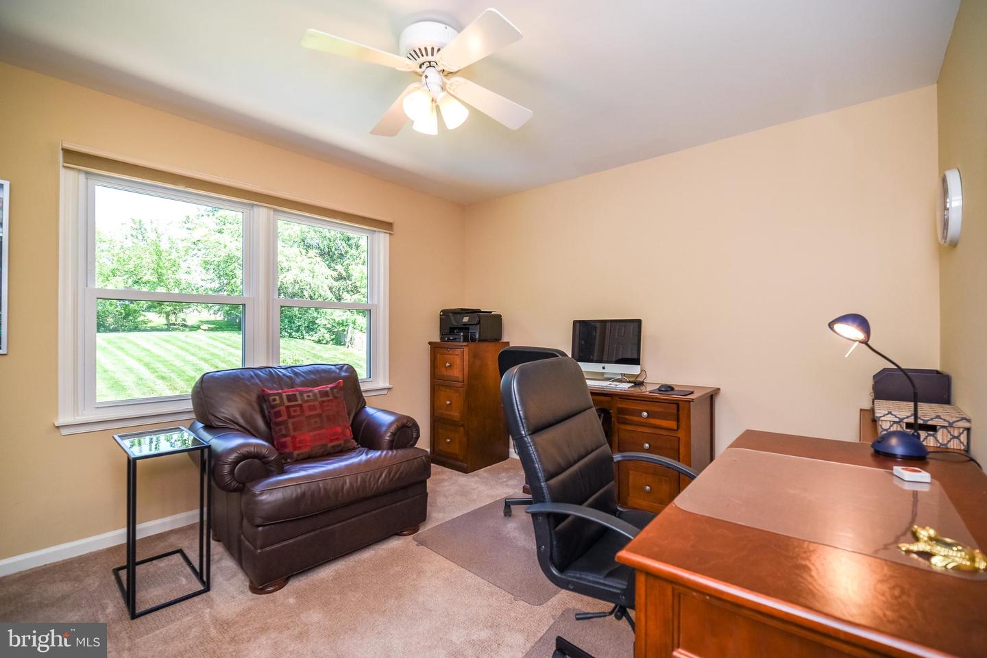 1812 Beacon Hill Dr