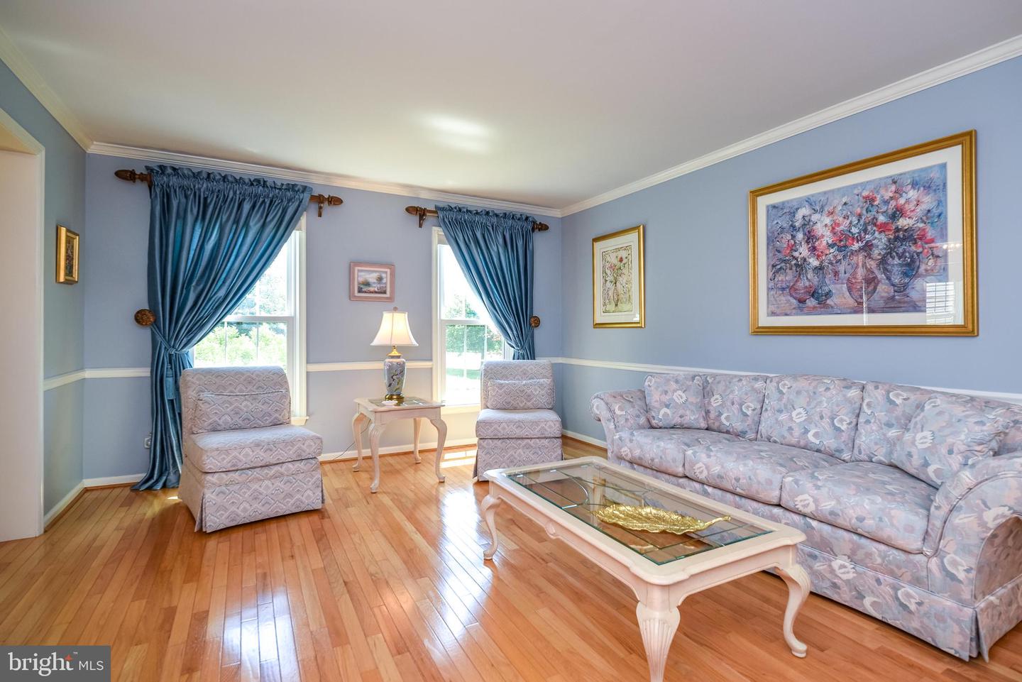 1812 Beacon Hill Dr