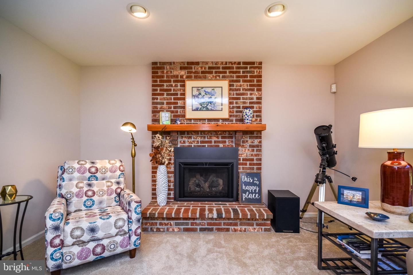 1812 Beacon Hill Dr