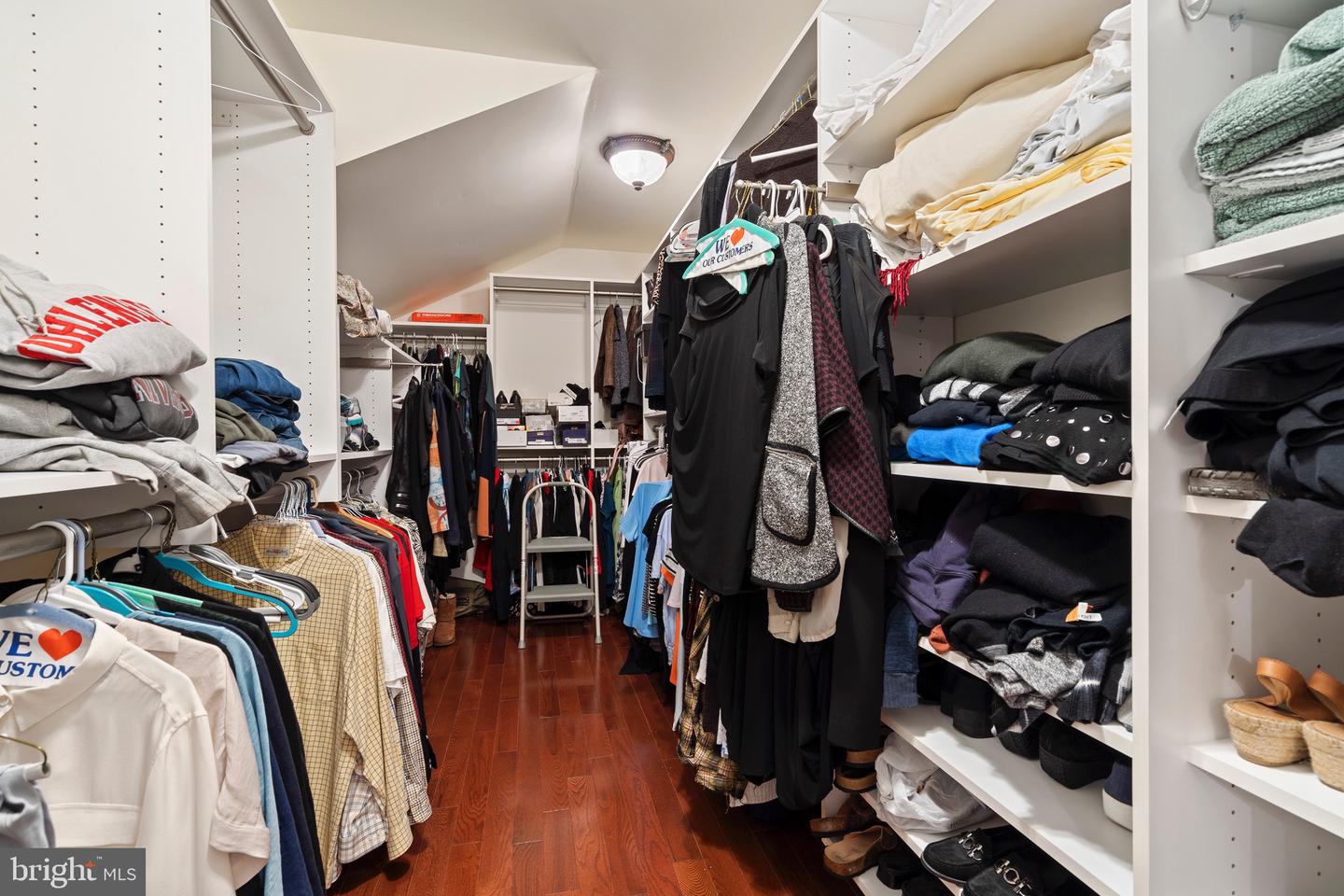 288 Huntsman Ln