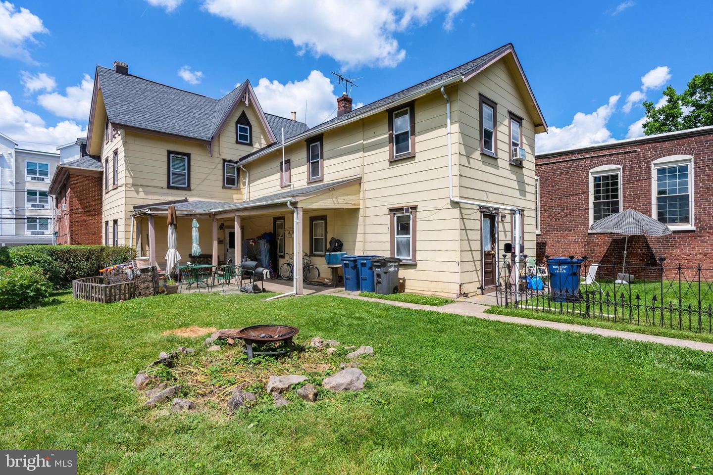 51 N Main St