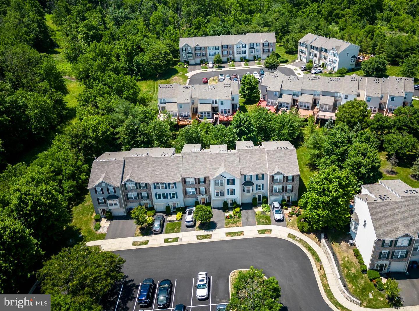 201 Anthony Ct