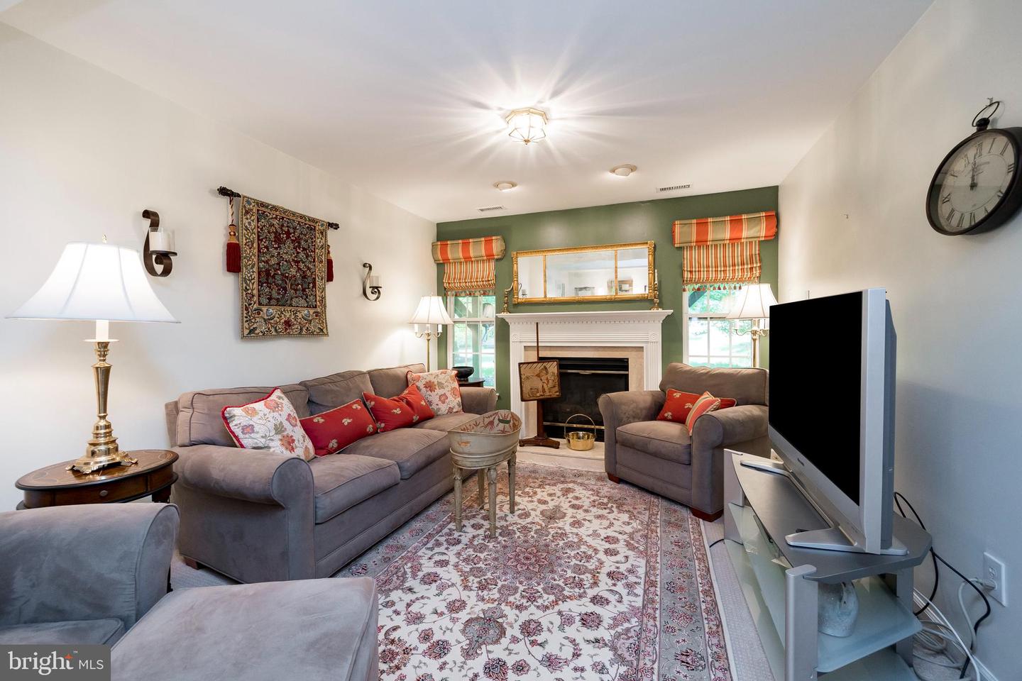 201 Anthony Ct