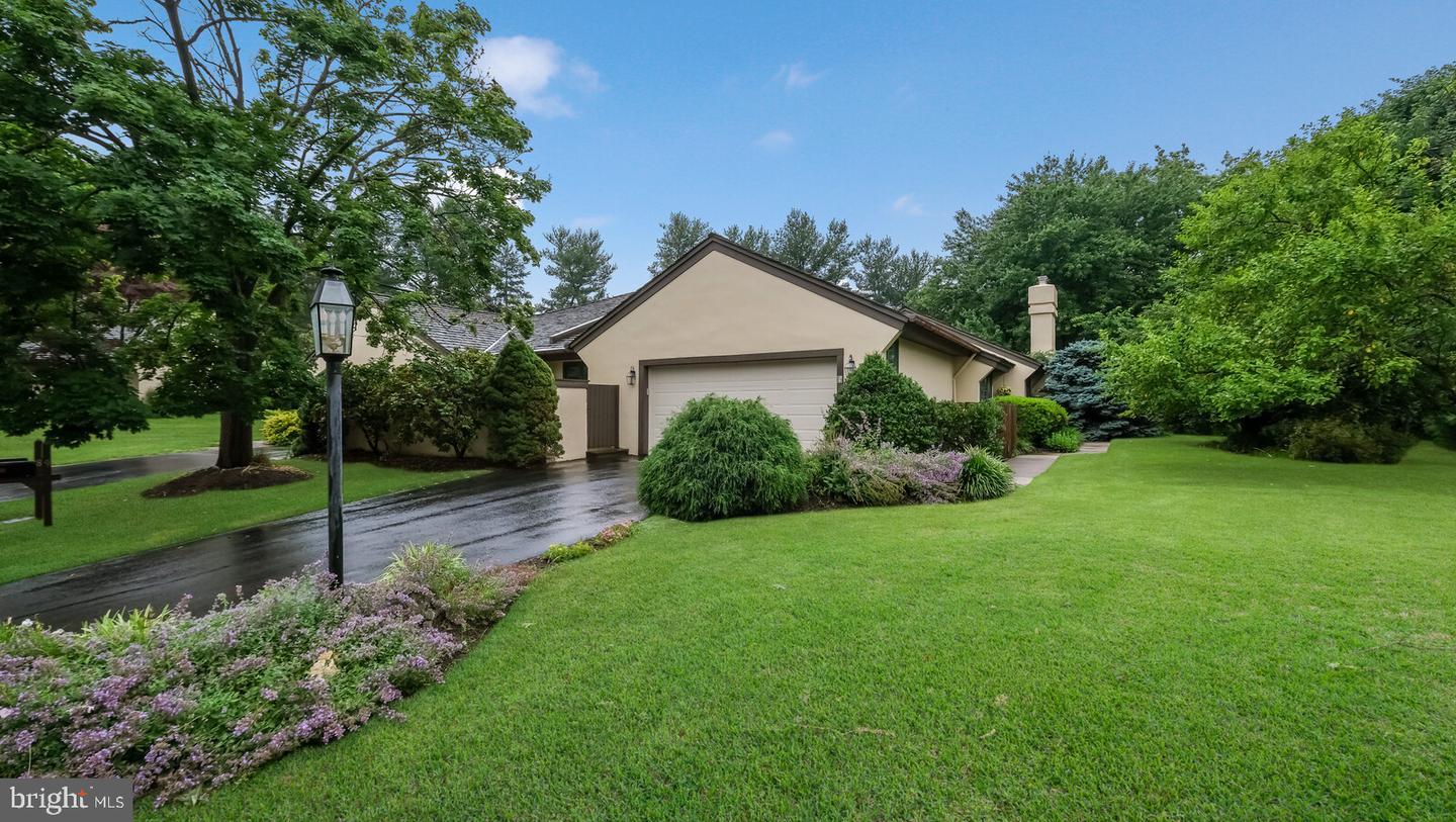 9 Pommel Ln