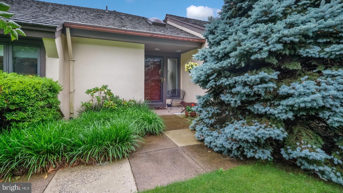 9 Pommel Ln