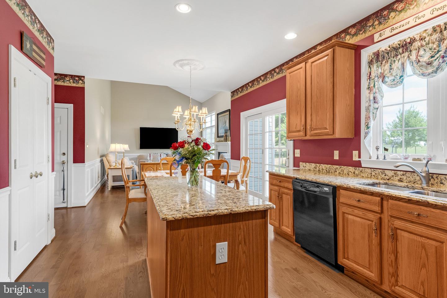 348 Highland Ave