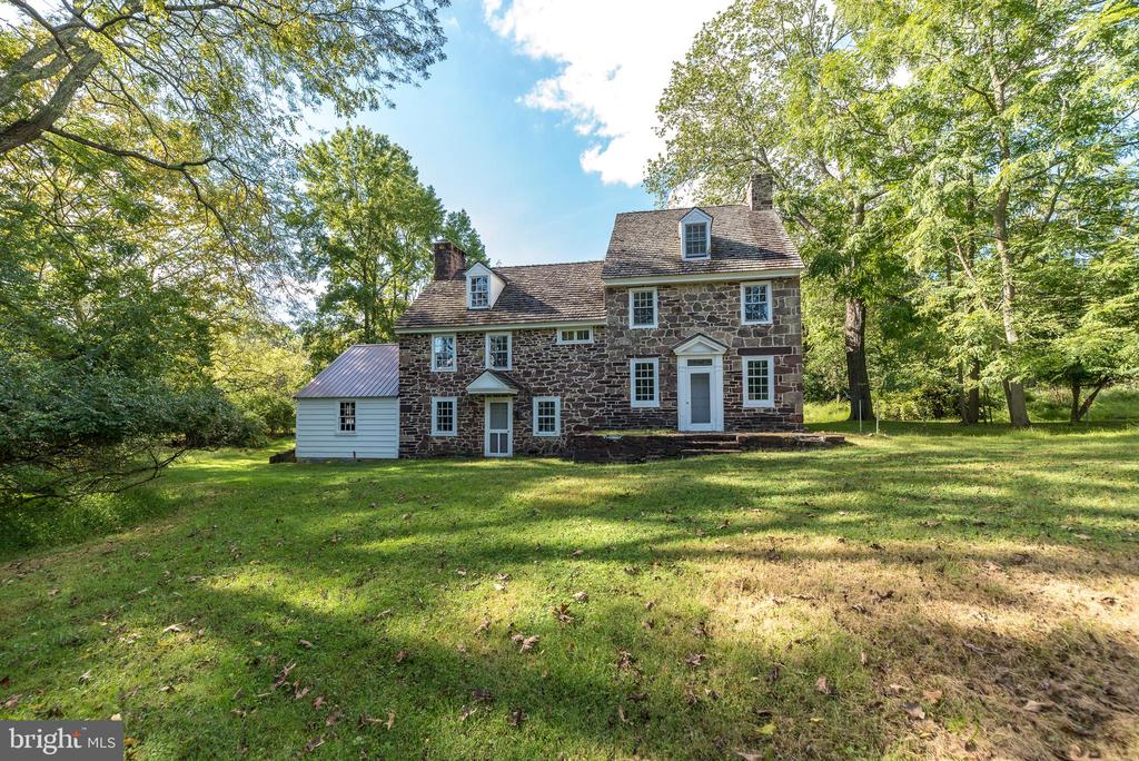 1348 Sumneytown Pike