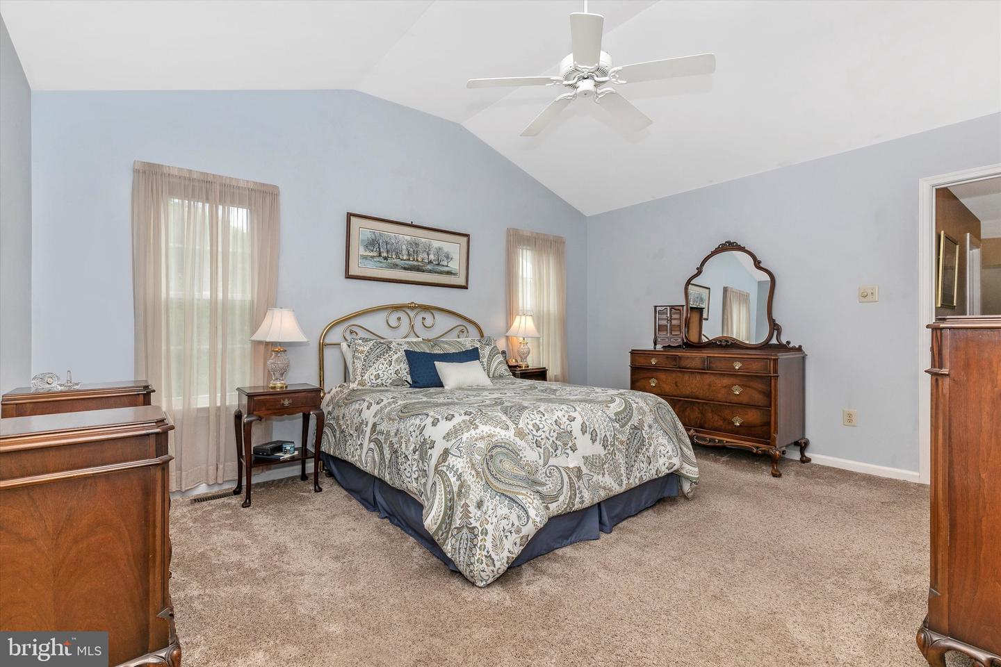 304 Jamestown Ct