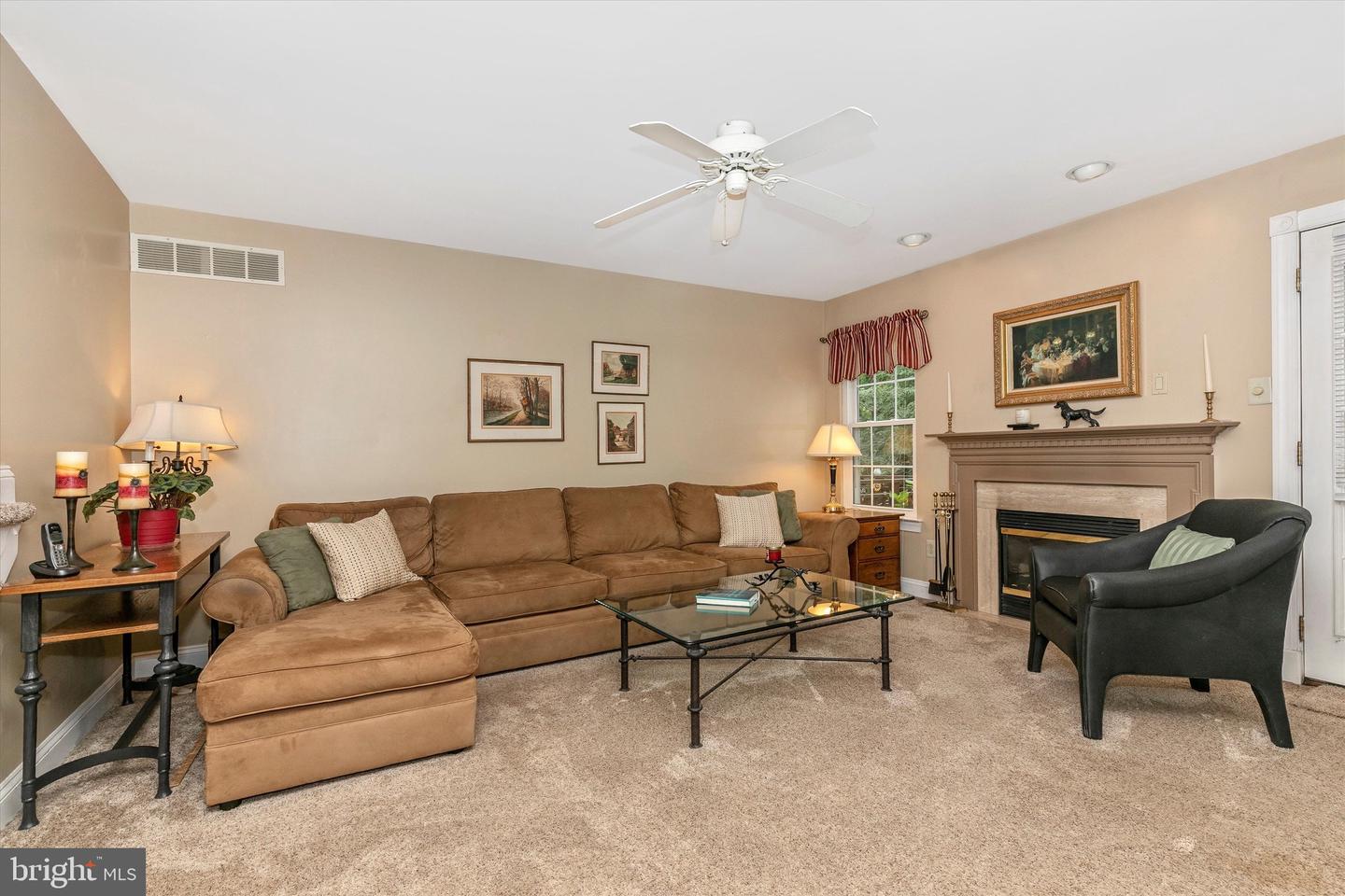 304 Jamestown Ct