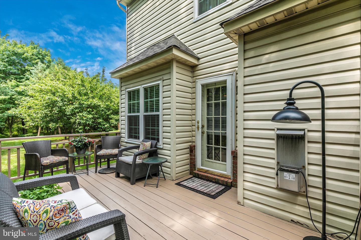 304 Jamestown Ct