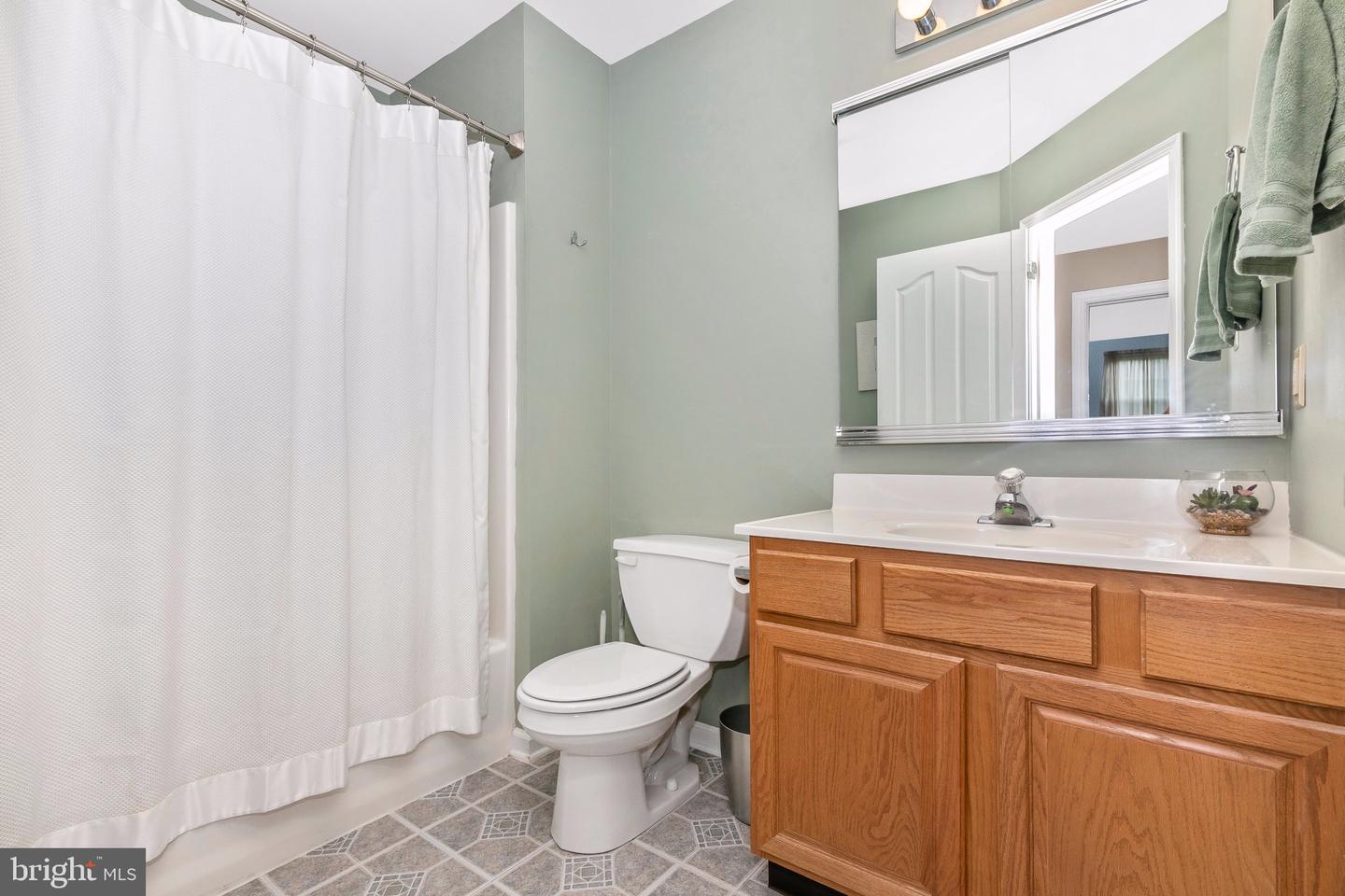 304 Jamestown Ct