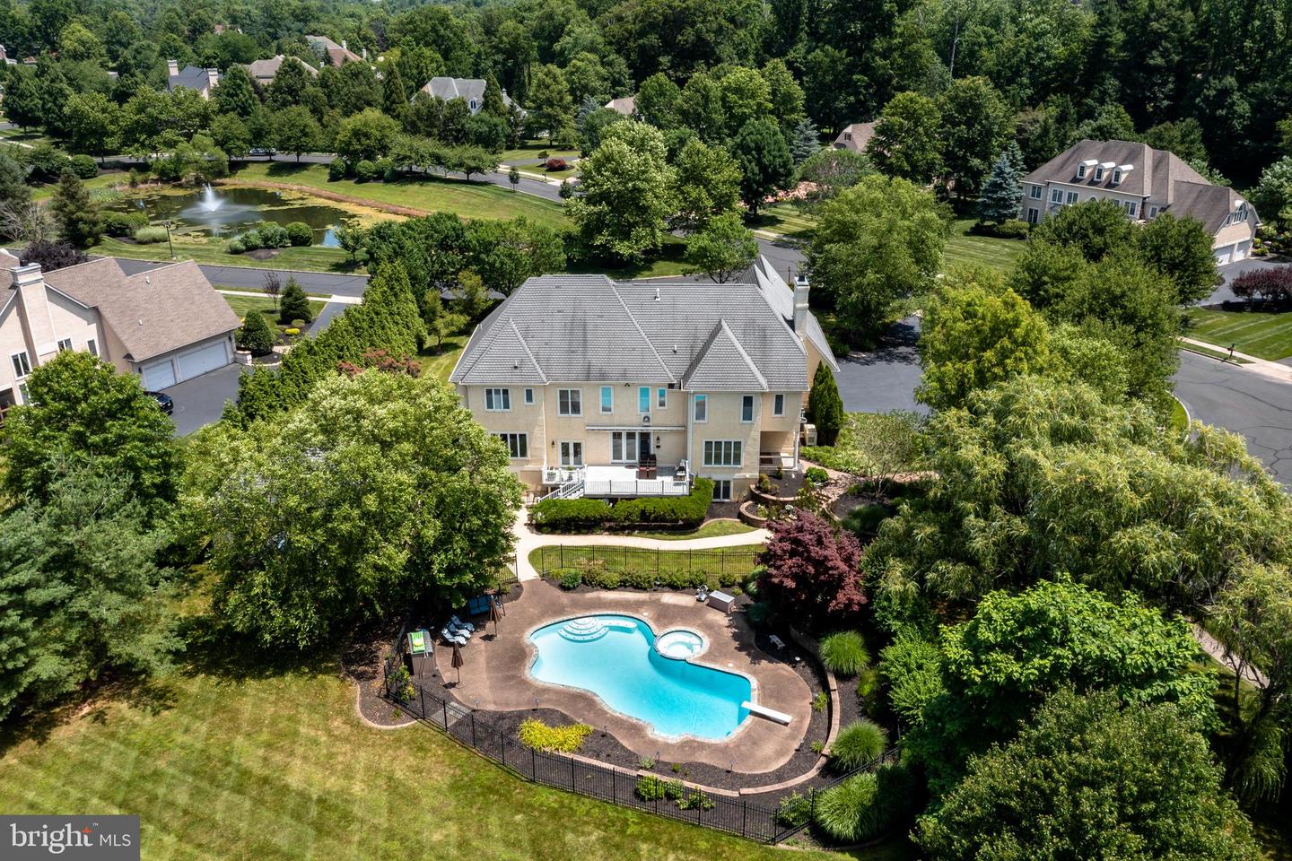710 Daventry Way