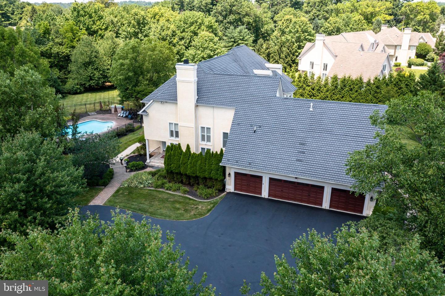 710 Daventry Way