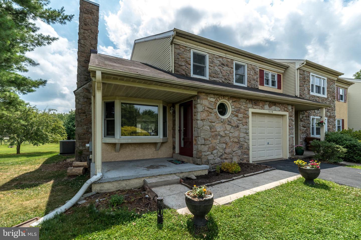 1419 Patrick Ct