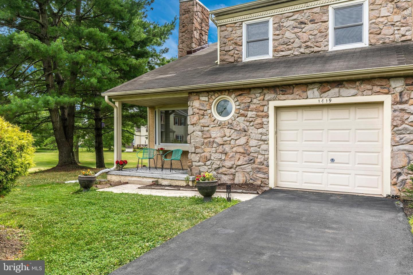 1419 Patrick Ct