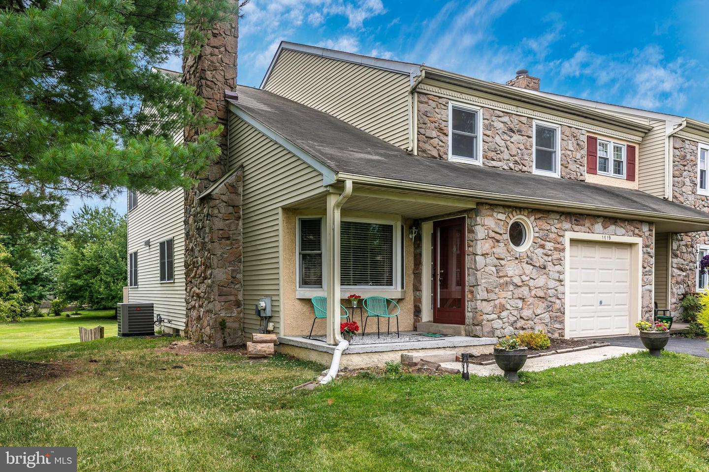 1419 Patrick Ct