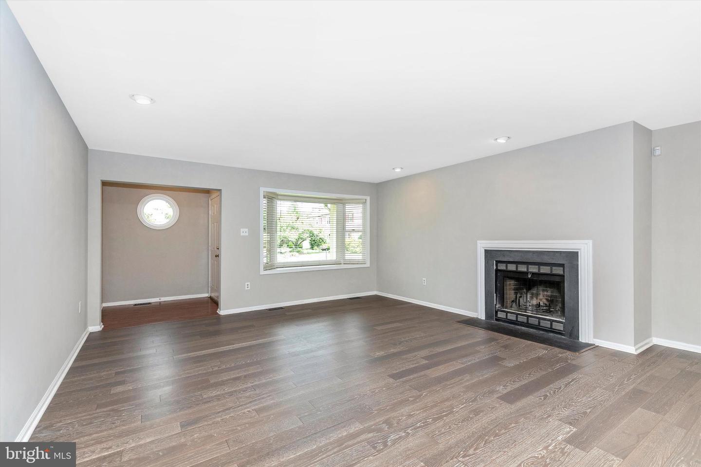1419 Patrick Ct