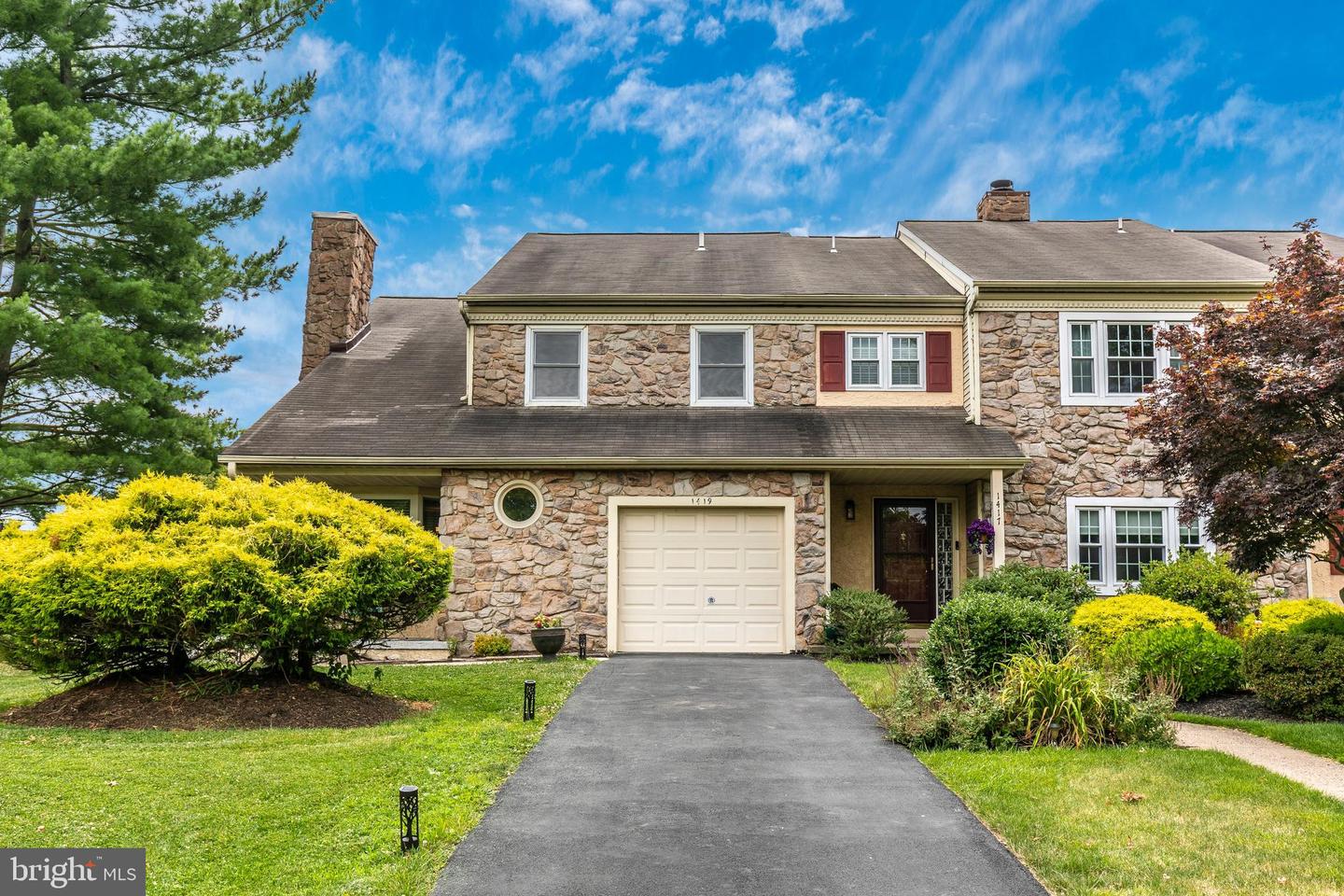 1419 Patrick Ct
