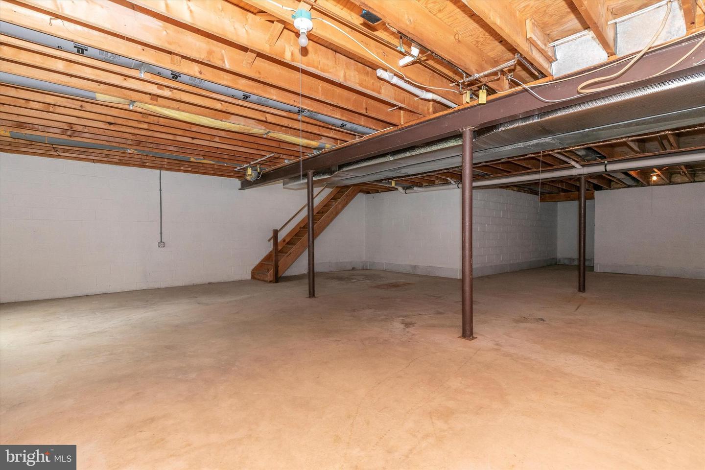 1419 Patrick Ct