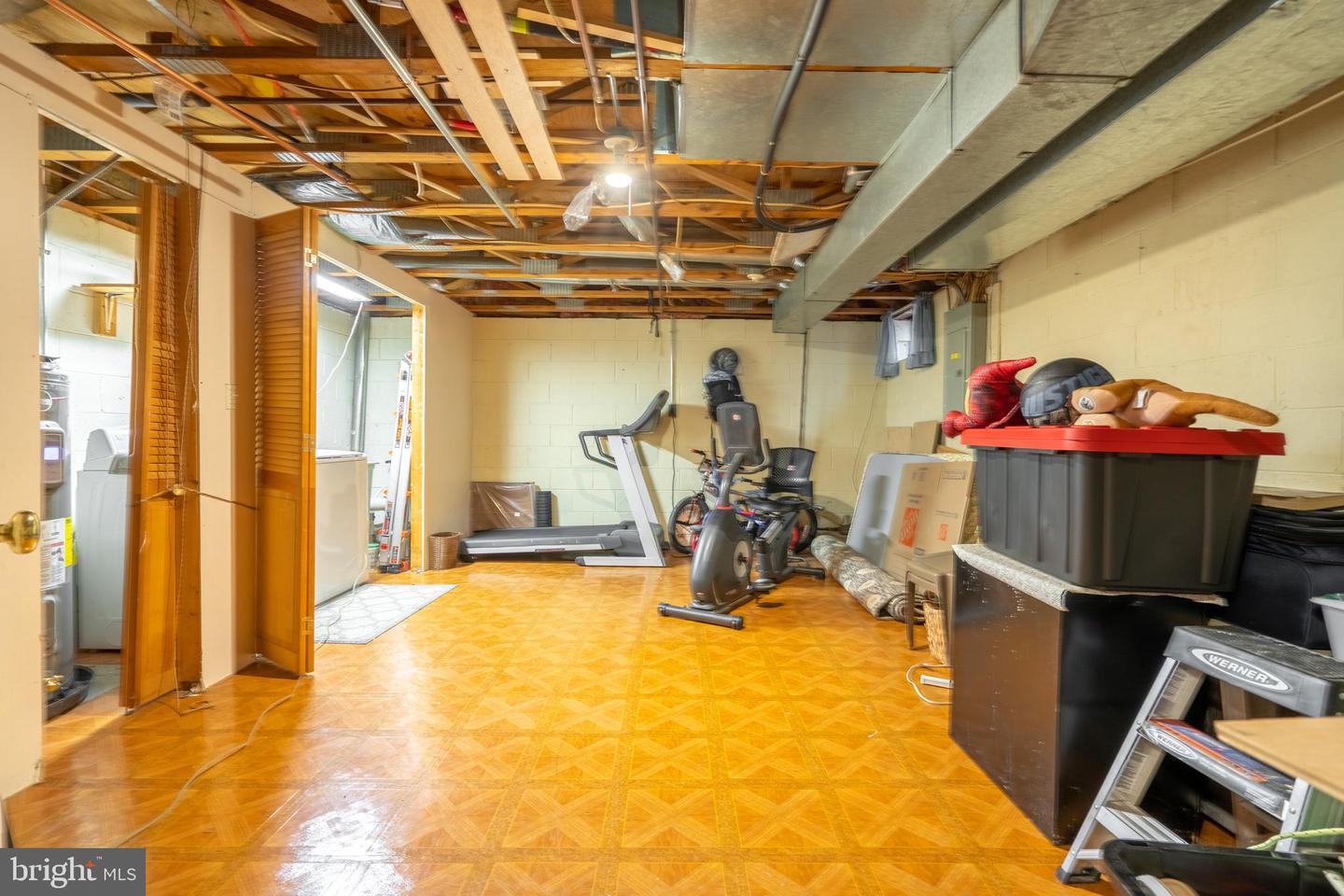 106 Victoria Dr