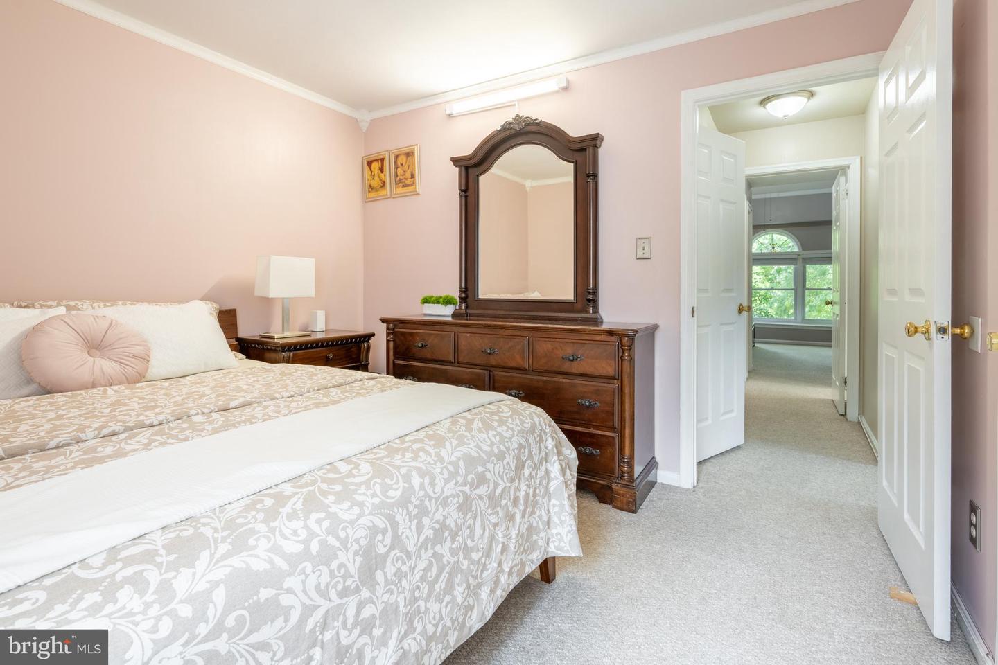 106 Victoria Dr