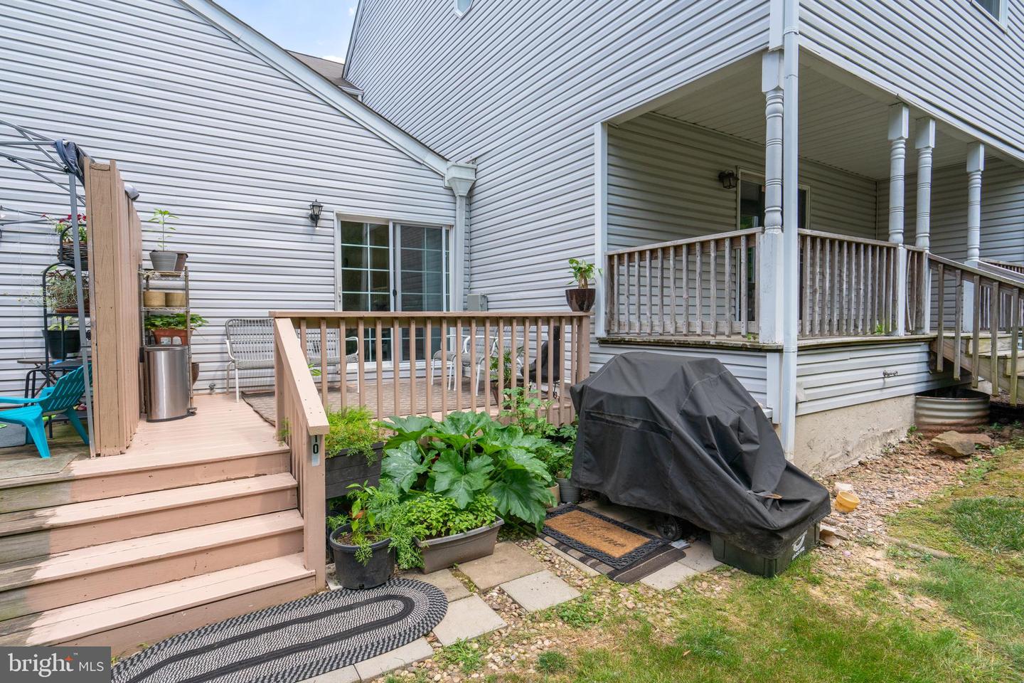 106 Victoria Dr