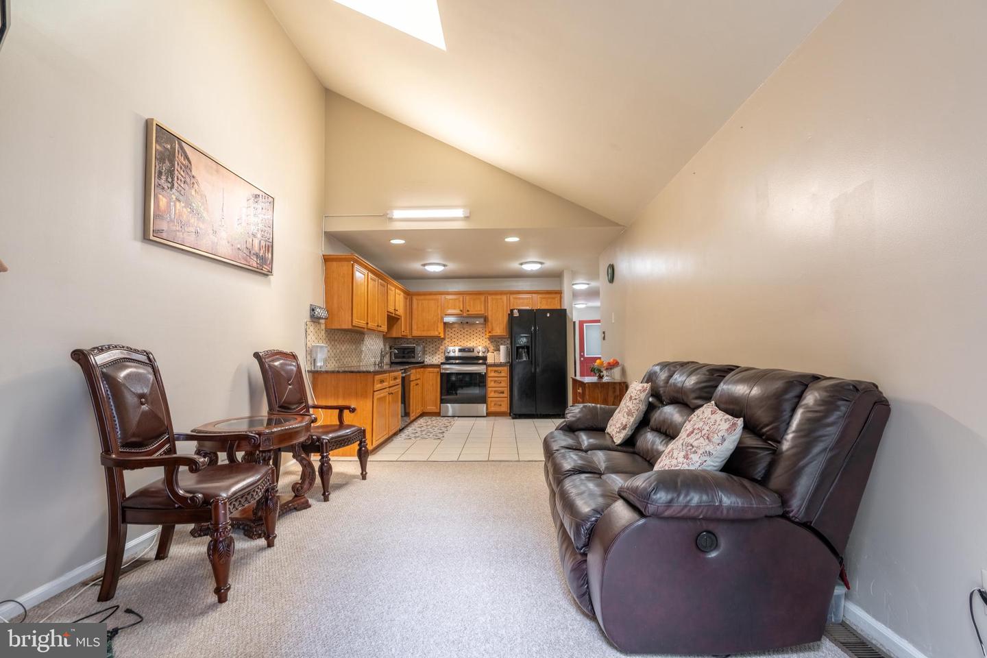 106 Victoria Dr