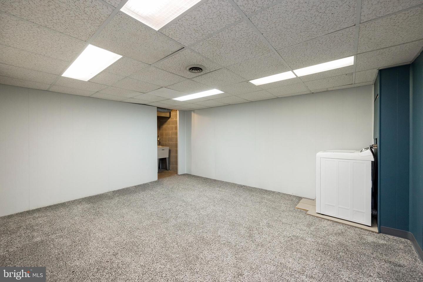 1604 Whitpain Hls
