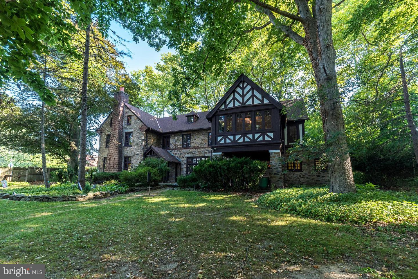 1003 Belvoir Rd