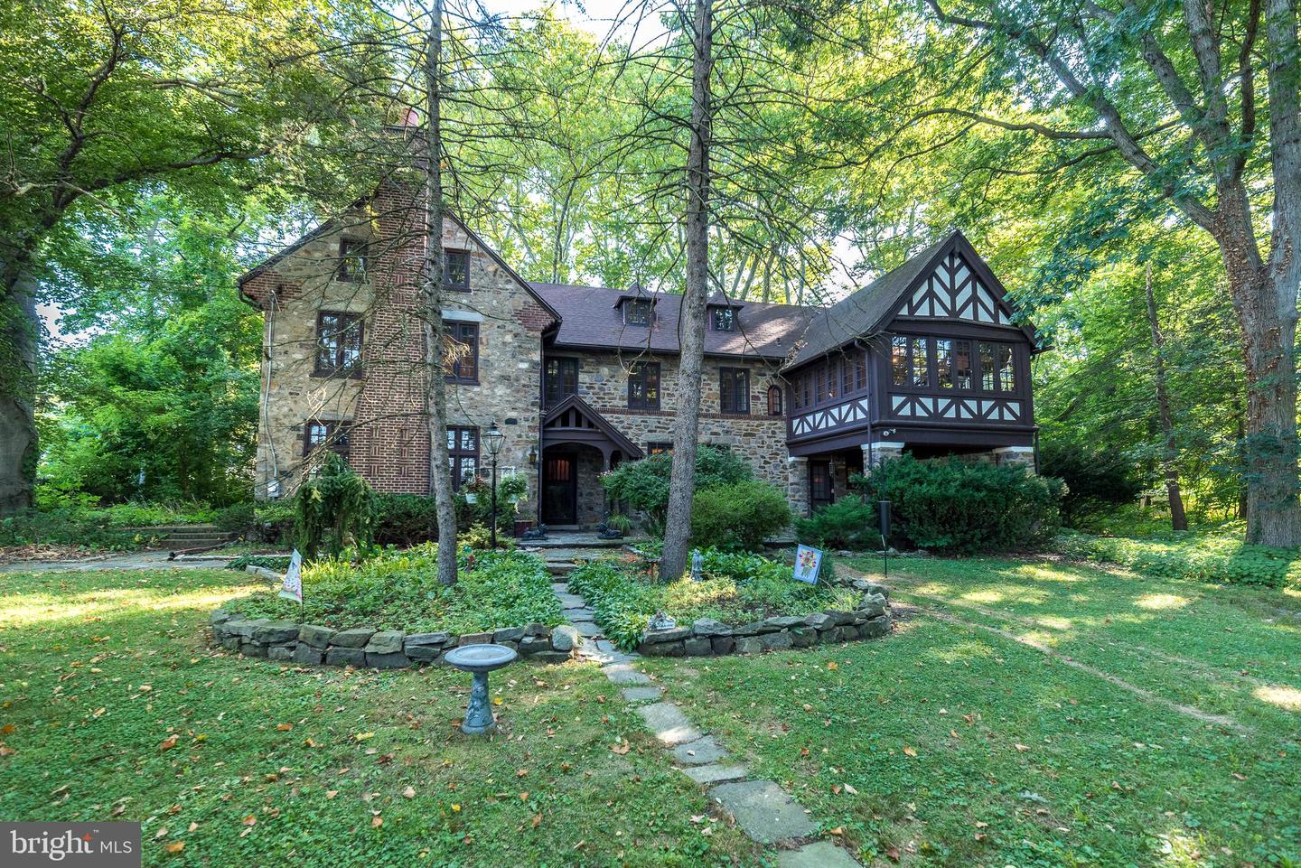 1003 Belvoir Rd