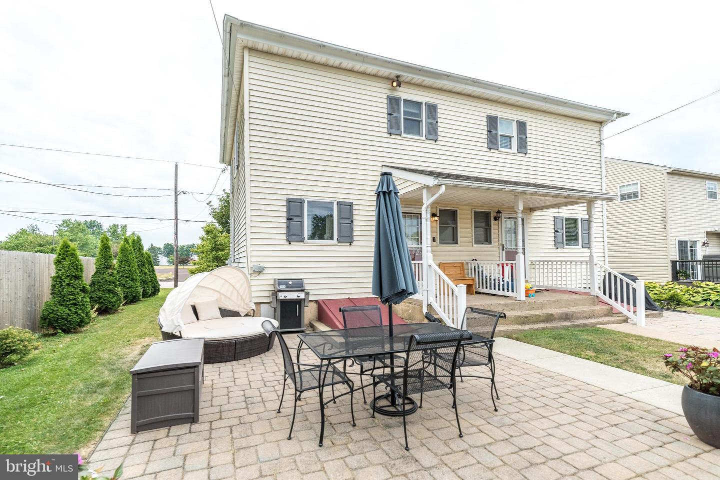 445 N Main St