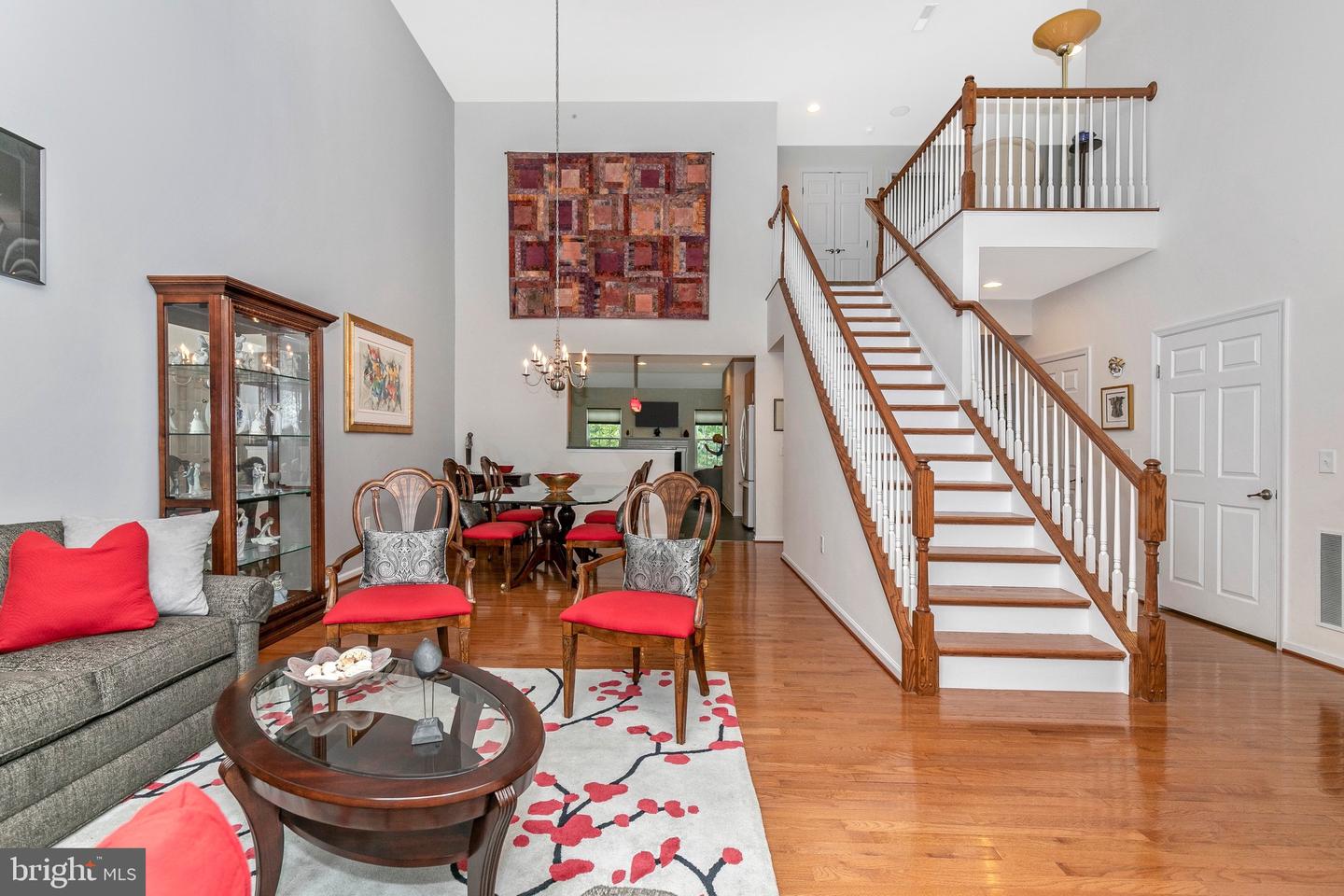 112 Clydesdale Cir