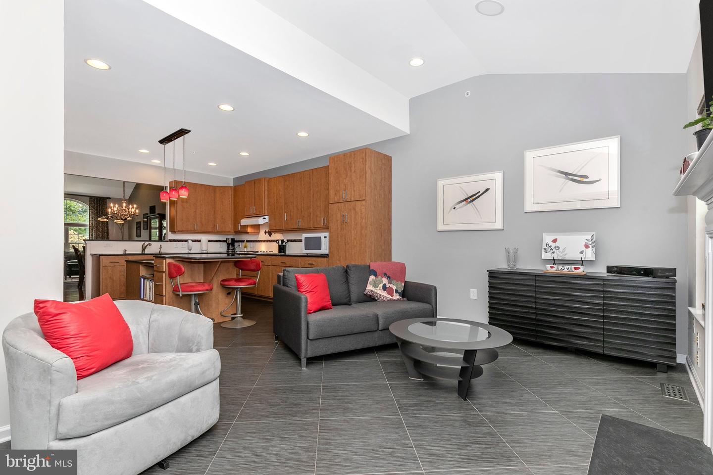 112 Clydesdale Cir