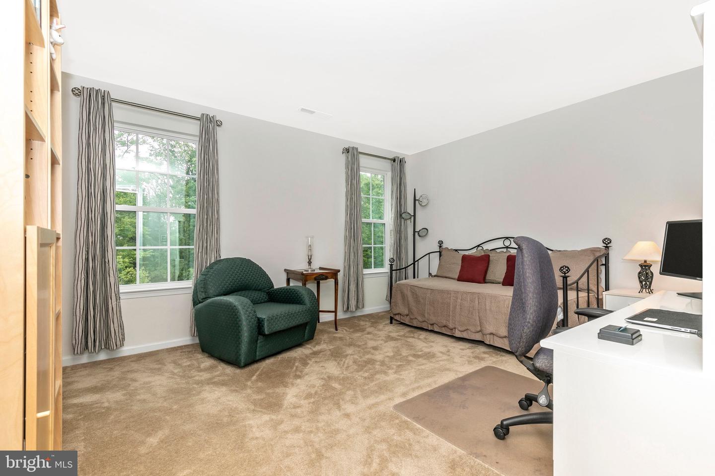 112 Clydesdale Cir