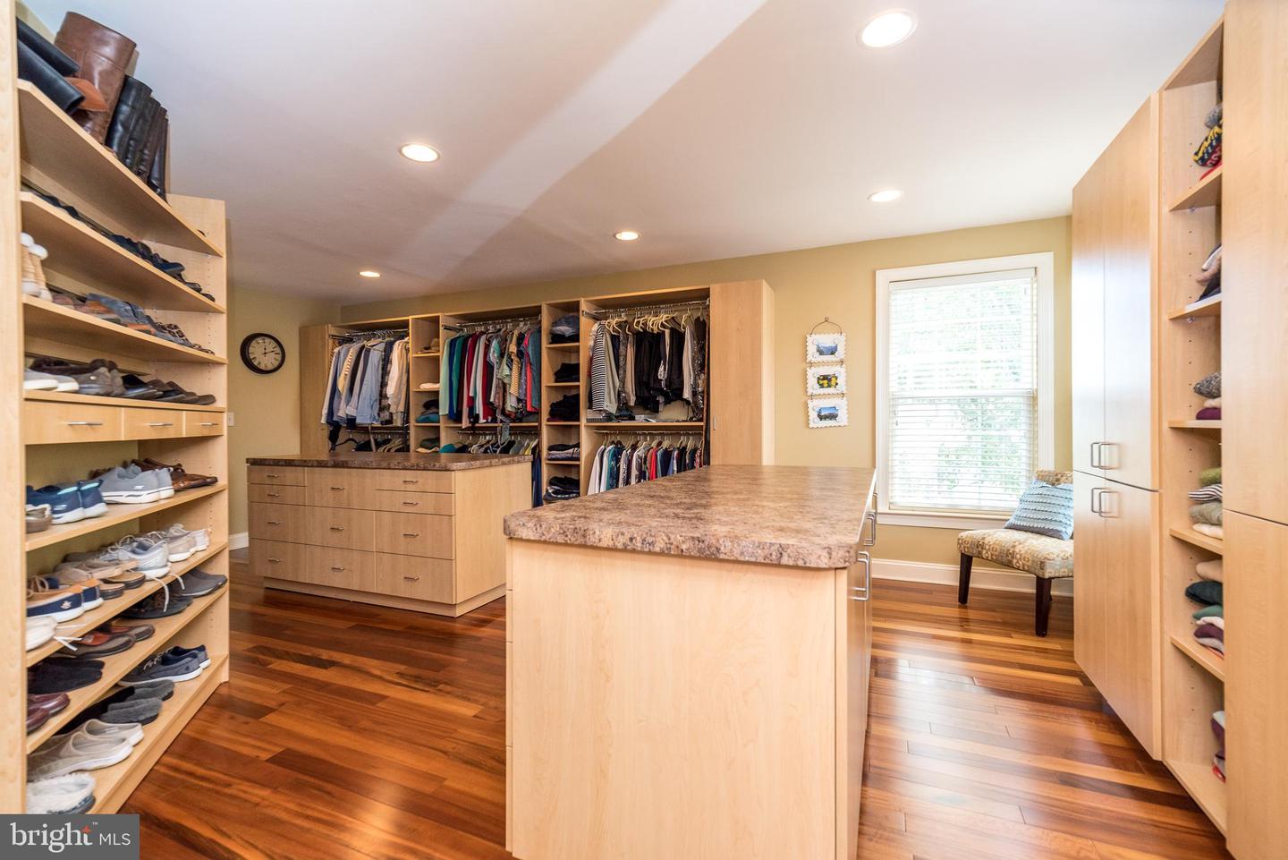 122 Savory Ln