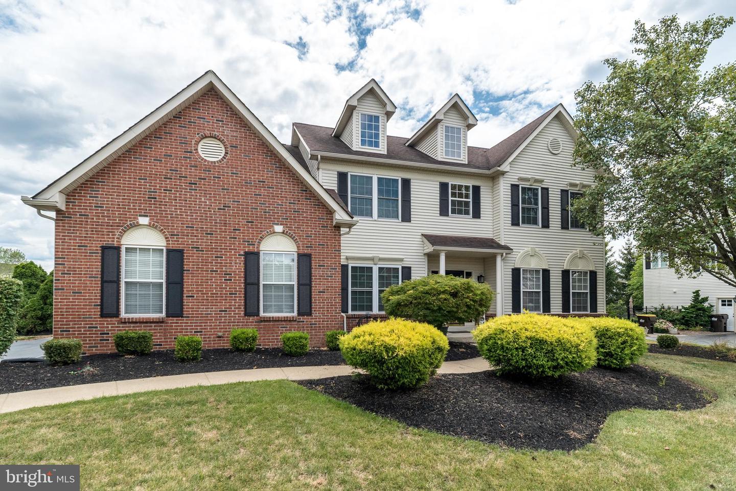 122 Savory Ln
